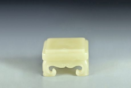 壽山石白芙蓉-明式凳几案