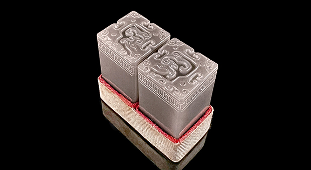 壽山石天藍凍-博古葵龍正對章