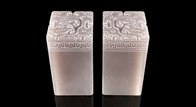 壽山石天藍凍-博古葵龍正對章