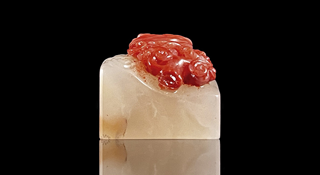 壽山石巧色桃花荔枝凍-靈芝鈕日形章