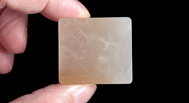 壽山石巧色桃花荔枝凍-靈芝鈕日形章