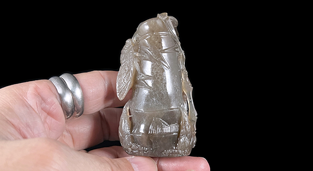 壽山石牛角凍一鳴驚人鈕橢圓章