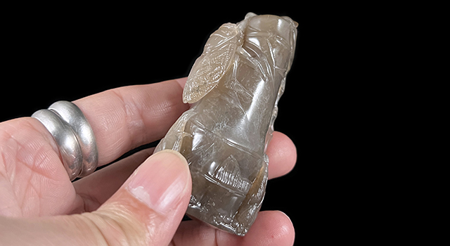 壽山石牛角凍一鳴驚人鈕橢圓章