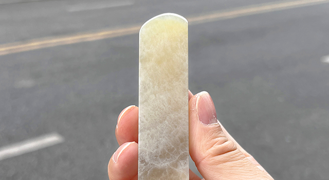 壽山石白荔枝-素體日形章