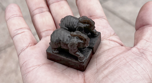 壽山尼姑樓-象鈕日對章